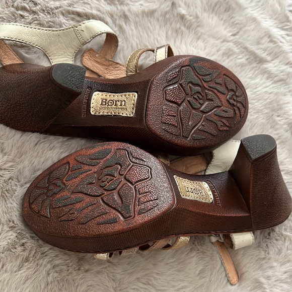 Born Sandals - Picture 6 of 9